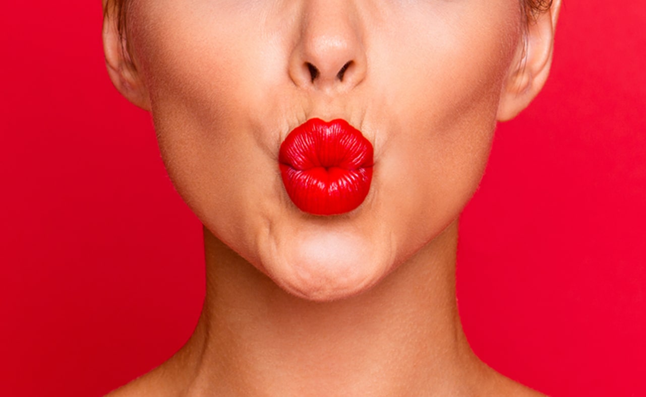 How to Apply a Bold Lip Perfectly